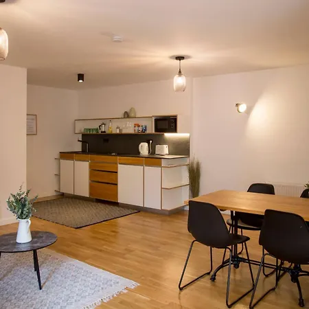 Madflats S-bahn Friedenau Apartment *